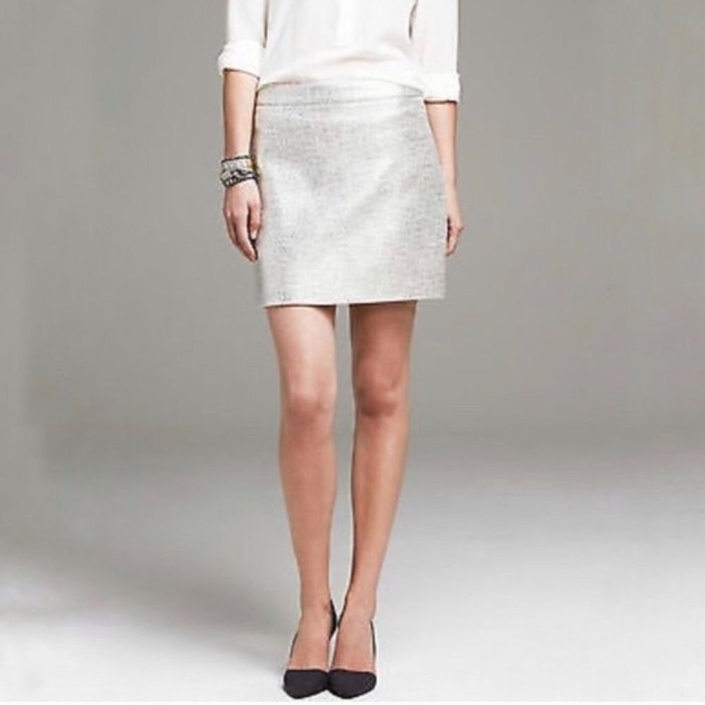 Banana Republic Metallic Silver Textured A-Line Mini Skirt Size 10 Party Holiday